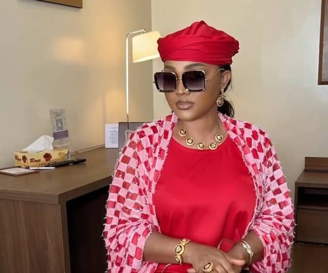  Check Out This Stunning Hajia Look Recently Served By Mercy Aigbe Adeoti | WATCH