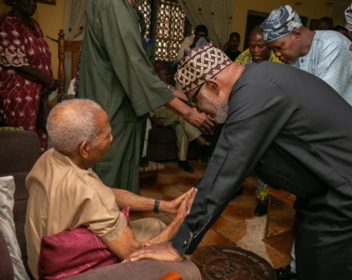  Akeredolu To Pa Fasoranti: You are a reference point for quality leadership