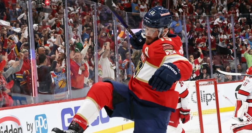  Matthew Tkachuk Lionized by Fans for Late Winner as Panthers Eliminate Hurricanes