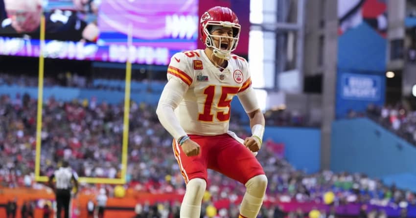 NFL Rumors: Patrick Mahomes Could Eye Team-Friendly Contracts in Prime to Help Chiefs