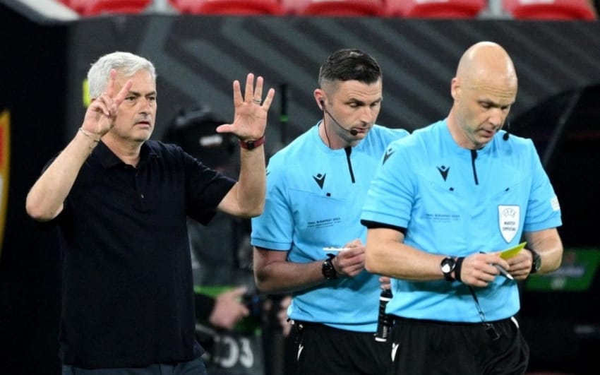  Jose Mourinho brands Anthony Taylor a ‘f—ing disgrace’ as he confronts referee in the car park